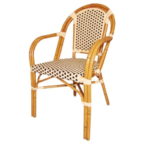 Terrassenstuhl  aus Kunststoffrattan mit Armlehne