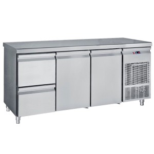 Kühltisch mit 2 Schubladen + 2Türen Kühltisch mit 2 Schubladen + 2Türen