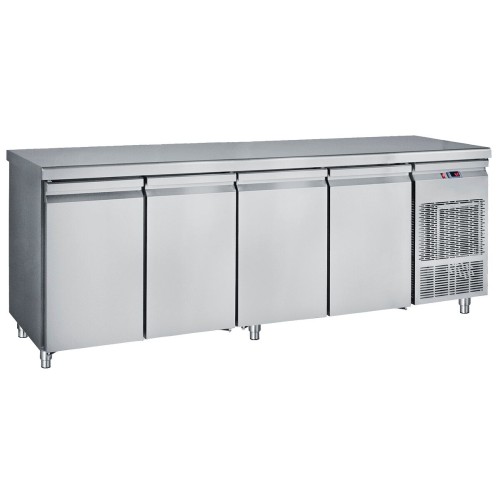 Kühltisch mit 4 Türen Passend für 1/1 GN Kühltisch mit 4 Türen Passend für 1/1 GN